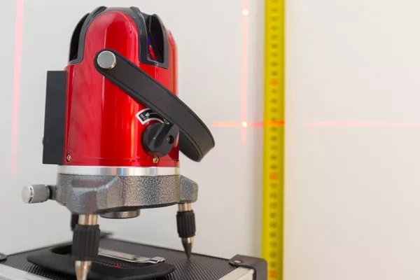 Réglage de plateforme avec guidage laser, Béziers, MOUSSAY TP